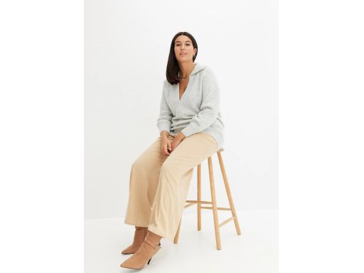 B.P.C szary sweter w serek z kołnierzykiem 48/50.