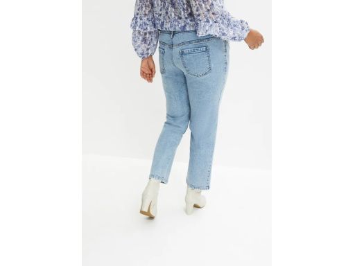 B.P.C jeansy damskie 7/8 jasnoniebieskie z dekoracyjnymi guzikami ^38