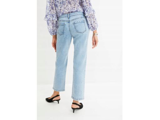 B.P.C jeansy damskie 7/8 jasnoniebieskie z dekoracyjnymi guzikami ^38