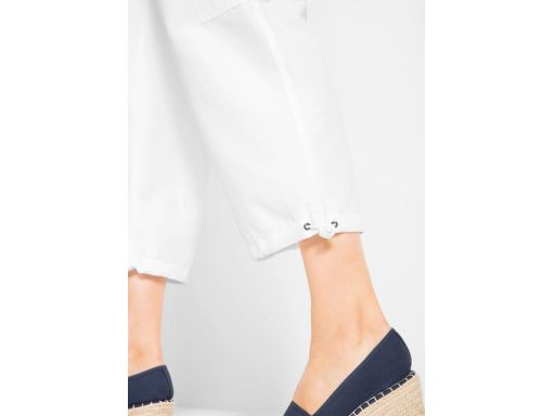 B.P.C spodnie białe 7/8 z wygodnym paskiem ^50