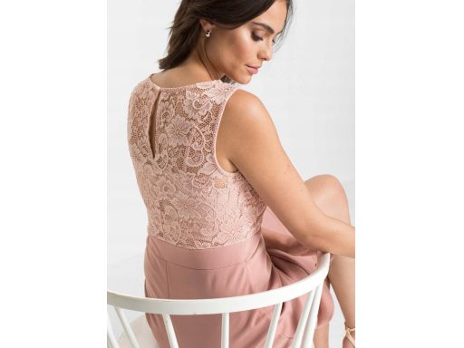 B.P.C ołówkowa sukienka różowa z koronką i marszczeniem 44/46.