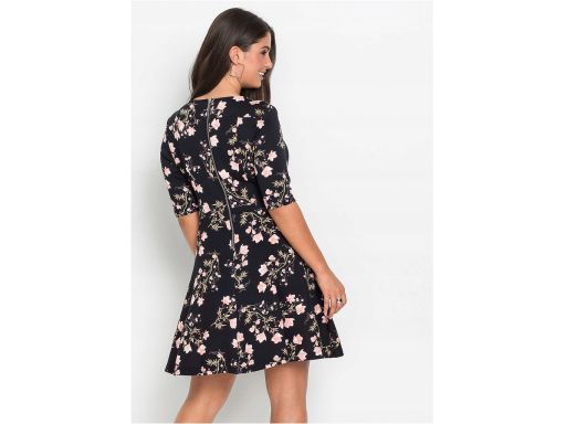 B.P.C sukienka czarna w kolorowe kwiaty rozkloszowana 34.