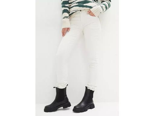 B.P.C spodnie damskie sztruksowe śmietankowe 40.