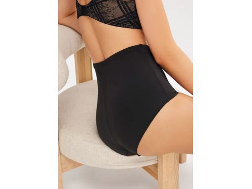 B.P.C. majtki figi modelujące czarne z koronką r.40
