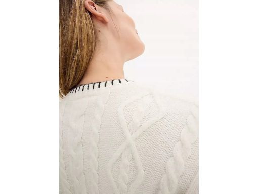 B.P.C sweter śmietankowy z czarną nitką z wełną 44/46.