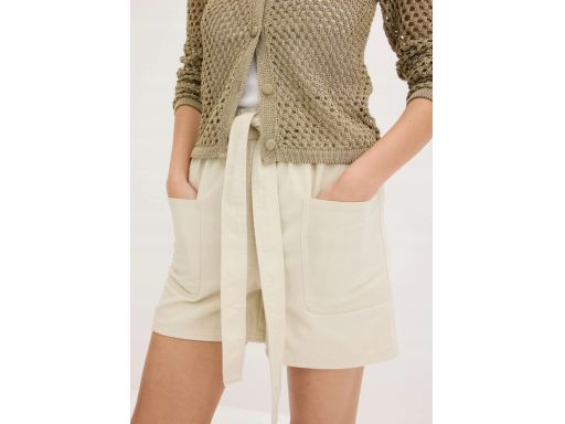B.P.C szorty beżowe damskie twillowe z wiązaniem 48.