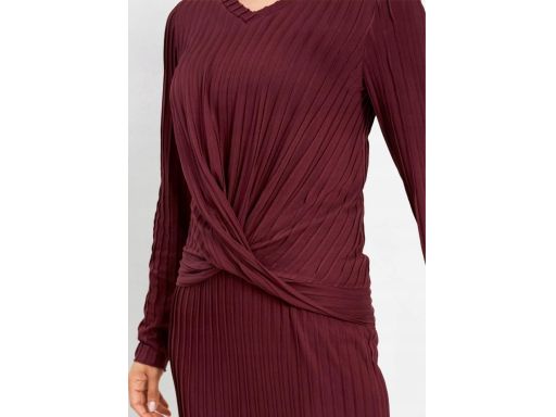 B.P.C bordowa bluzka prążkowana ze splotem 52/54.