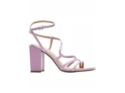 B.P.C sandały liliowe na obcasie na paseczki r.39