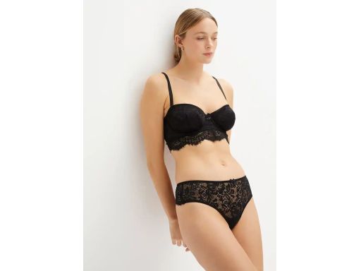 B.P.C biustonosz balkonetka na fiszbinach mięki koronkowy ^70C