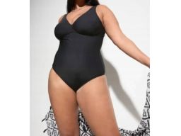 B.P.C kostium czarny jednoczęściowy klasyczny r.40