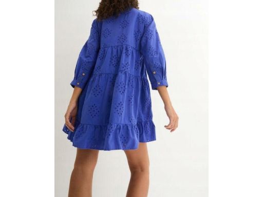 B.P.C szafirowa sukienka z ażurowym haftem r.42
