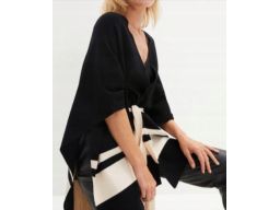 B.P.C sweter wiązany oversize ^36/38