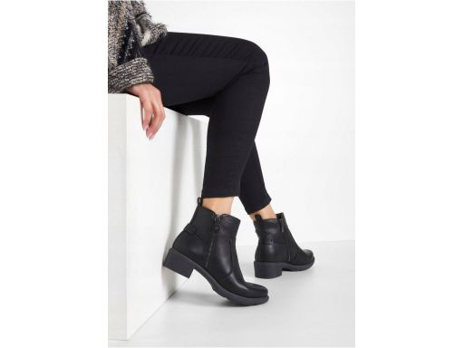 B.P.C botki sztyblety eko skóra czarne ^40