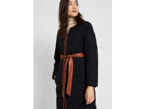 B.P.C płaszcz pikowany czarny z brązowym paskiem 38