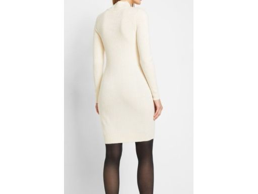 B.P.C dzianinowa sukienka ze stójką ecru ołówkowa ^32/34