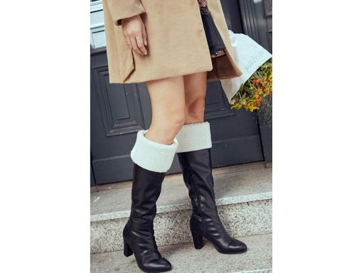 B.P.C kozaki eko skóra czarne ze śmietankowym barankiem na klocku 39.