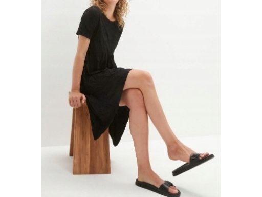 B.P.C czarna sukienka asymetryczna gnieciona r.40/42