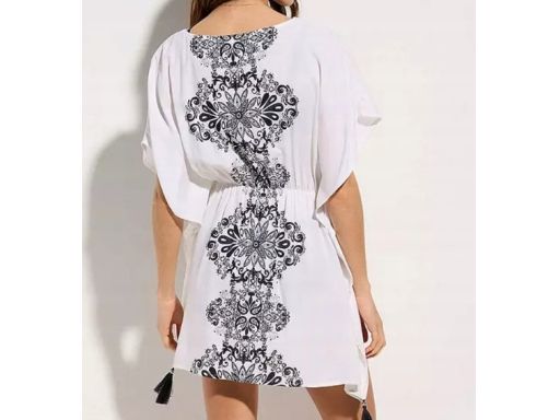 B.P.C sukienka tunika plażowa biała z nadrukiem 52/54.