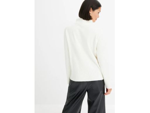 B.P.C śmietankowy sweter damski z wycięciem 52/54.