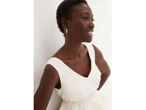 B.P.C śmietankowa suknia ślubna krótka z koronkowym paskiem r.52