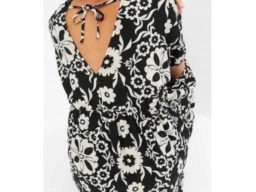 B.P.C czarna sukienka w beżowe kwiaty ^38