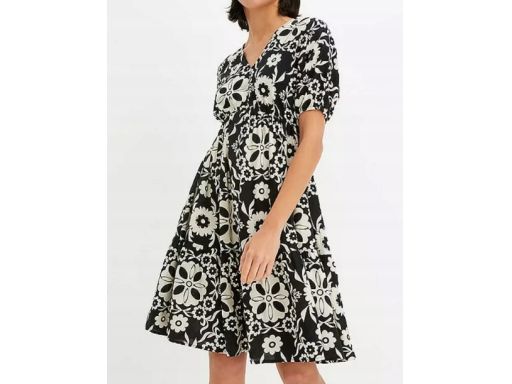 B.P.C czarna sukienka w beżowe kwiaty ^38