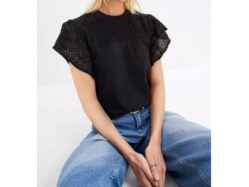 B.P.C t-shirt czarny z koronką r.40/42