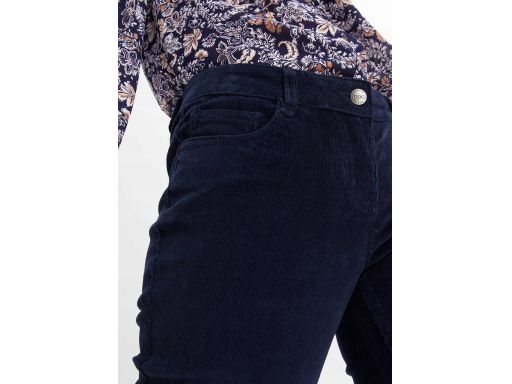 B.P.C spodnie sztruksowe elastyczne granatowe bootcut 48.