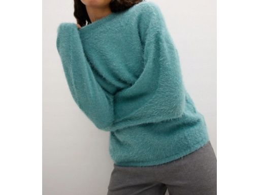 B.P.C włochaty sweter szałwiowy z przędzy piórkowej 44/46.