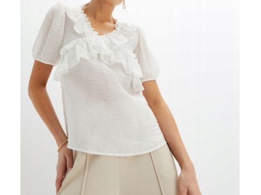 B.P.C biała śmietankowa bluzka z falbankami ^40
