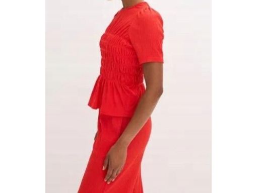 B.P.C bluzka czerwona z marszczeniami 52/54.