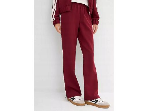 B.P.C spodnie proste dresowe bordowe z lampasami joggery 44.