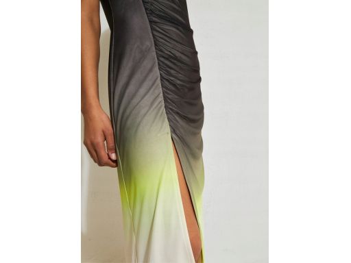 B.P.C sukienka z siateczki cieniowana z marszczeniem 44/46.