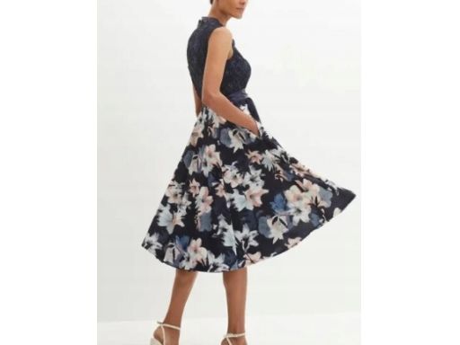 B.P.C. sukienka ludowa z fartuszkiem 42.