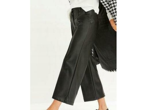 B.P.C czarne spodnie kuloty sztuczna skóra ^38