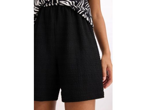 B.P.C damskie szorty czarne z krepy 40/42.