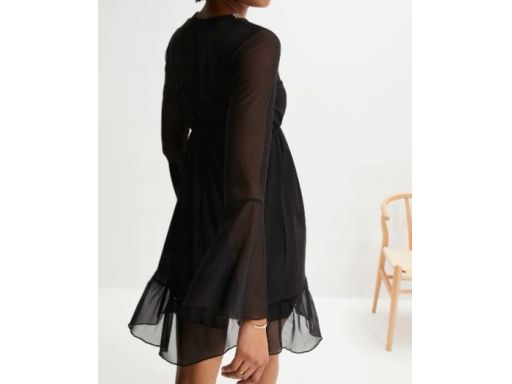 B.P.C siateczkowa sukienka czarna z ozdobną tasiemką w dekolcie r.36/3