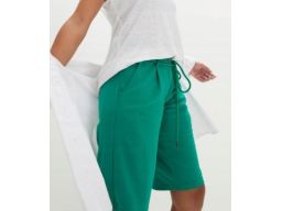 B.P.C szorty wiskozowe zielone do kolan ^52/54