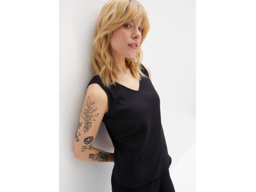 B.P.C top czarny z koronką na plecach r.32/34