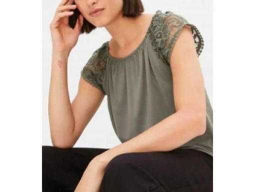 B.P.C t-shirt khaki z koronką 48/50.