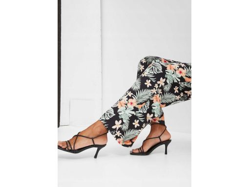 B.P.C kombinezon we wzory roślinne z wiązaniem r.36/38