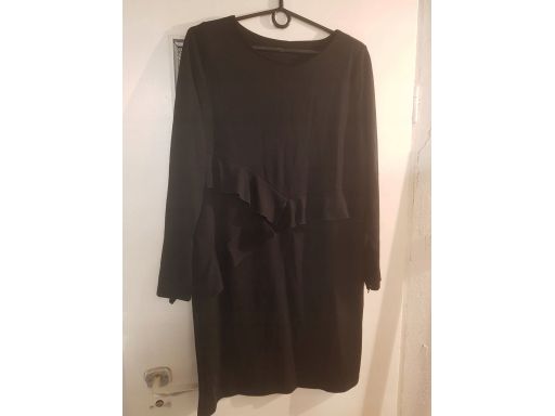 B.P.C sukienka dzianinowa długi rękaw 38