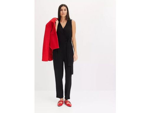 B.P.C kombinezon czarny z wiązaniem r.48/50