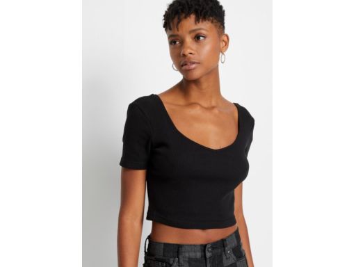 B.P.C krótka bluzka czarna prążkowana r.36/38