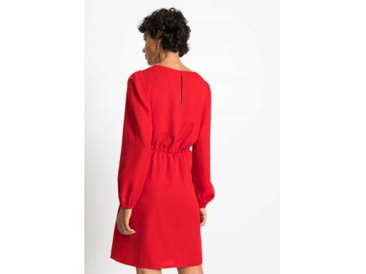 B.P.C atrakcyjna sukienka satynowa czerwona z przewiązaniem r.48