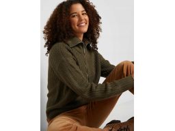 B.P.C sweter oliwkowy ze stójką i z zamkiem 44/46.