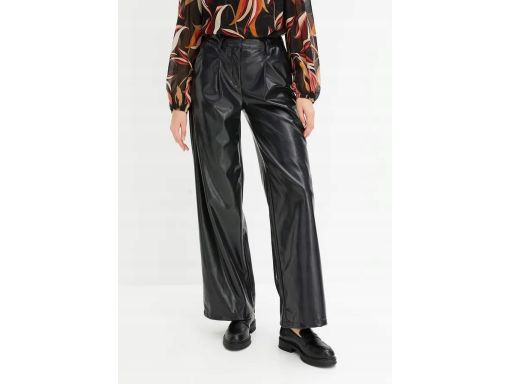 B.P.C spodnie czarne, luźne eko skóra z połyskiem 38.