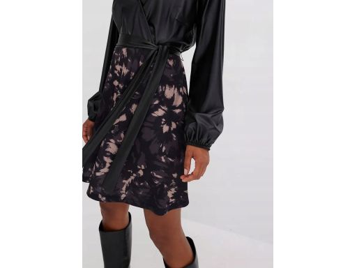 B.P.C sukienka 2w1 z eko skóry z nadrukiem na spódnicy r.36/38