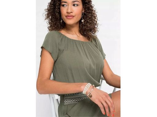 B.P.C krótki kombinezon zielony z szerokim pasem z białym haftem ^46