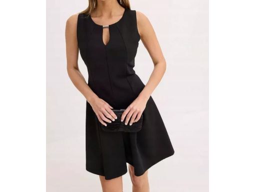 B.P.C czarna sukienka mała czarna z wycięciem r.44/46